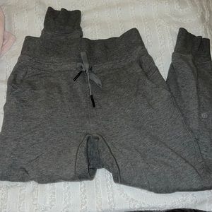 Lululemon joggers